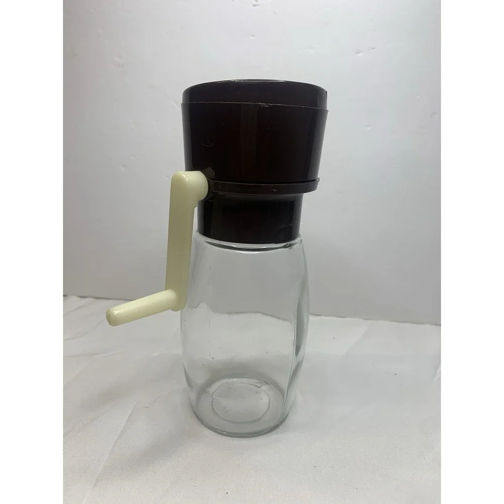 Vintage Gemco Glass Jar W/ Lid Nut/ Herb/ Spice Grinder  Made In‎ USA